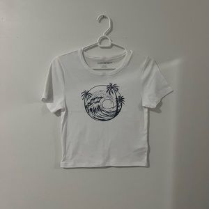 American Eagle tee